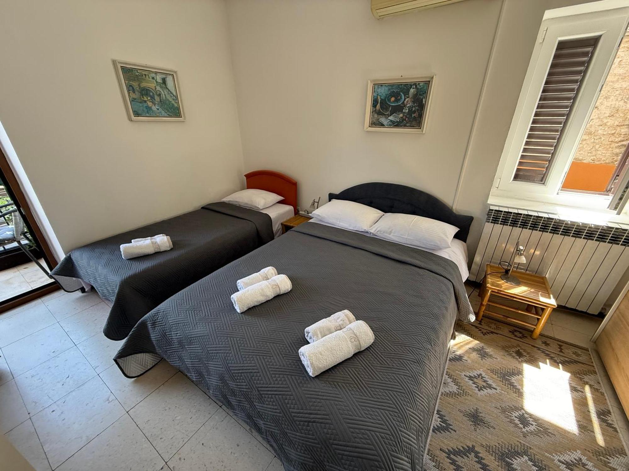 Apartments Aleksic Old Town Budva Room photo
